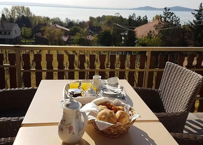 Apartment Balatoni Panorama - Bacchus Badacsony *